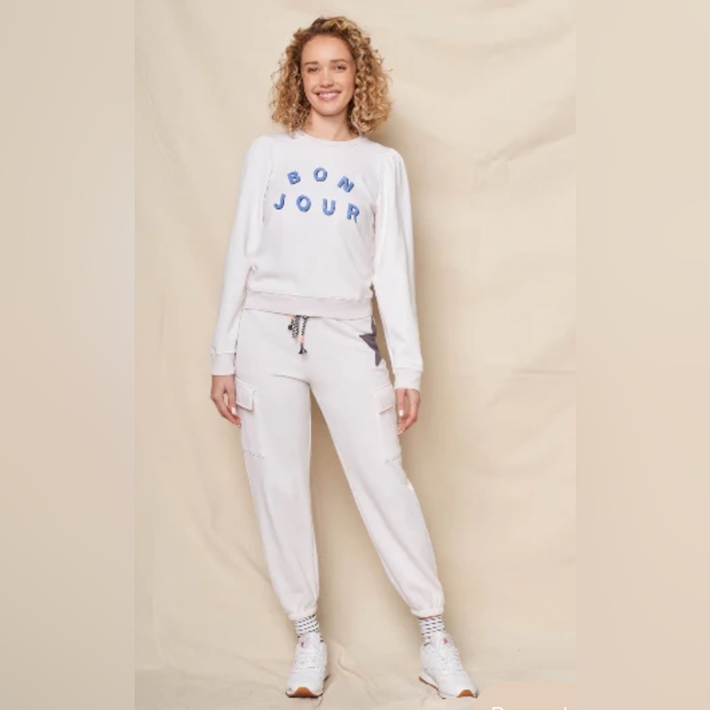Anthropologie Sundry Bonjour Crewneck sweatshirt with subtle puff shoulders - Picture 8 of 12